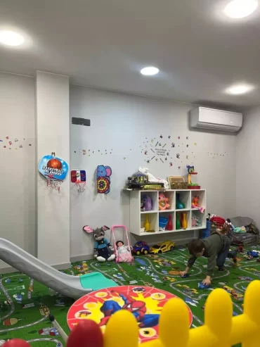 Kafe restoran hazır biznes satılır