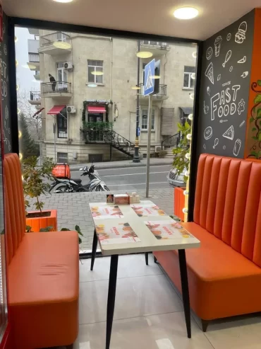 Restoran biznesi satılır
