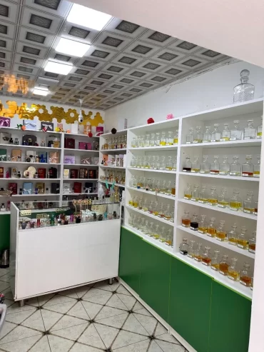 Hazır ətir biznesi satılır