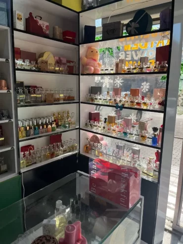 Hazır Parfumeriya biznesi satılır